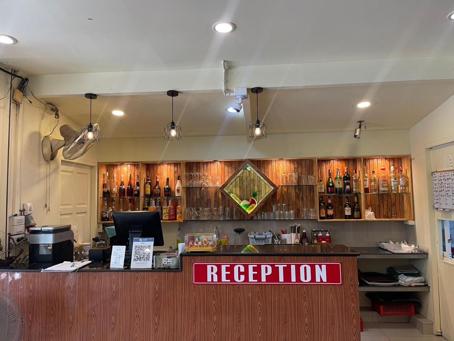 Malee Guesthouse And Restaurant Pattaya Esterno foto