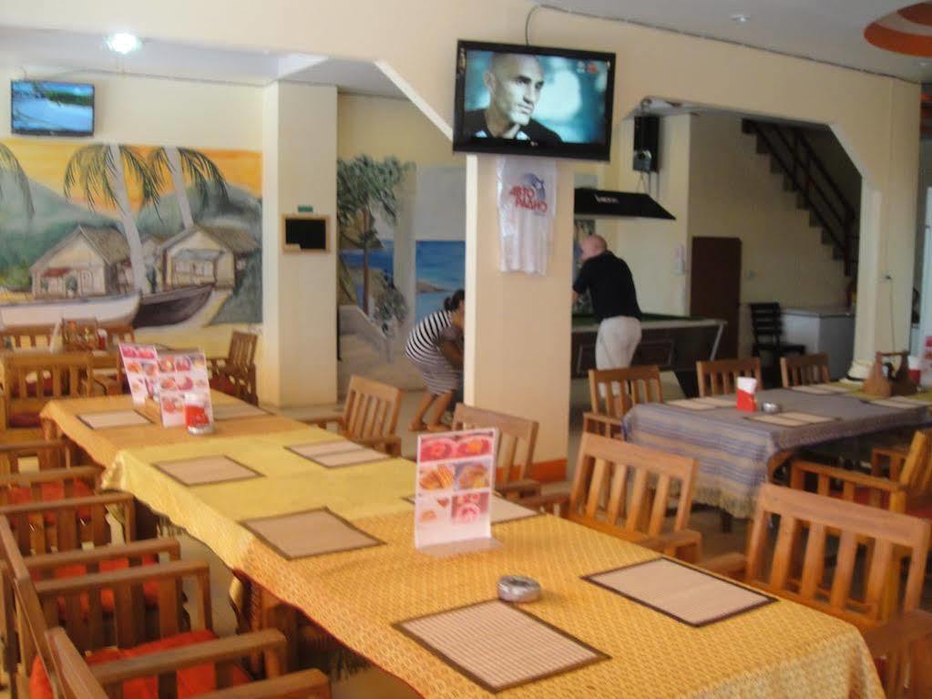 Malee Guesthouse And Restaurant Pattaya Esterno foto